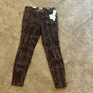 Leopard skinny jeans